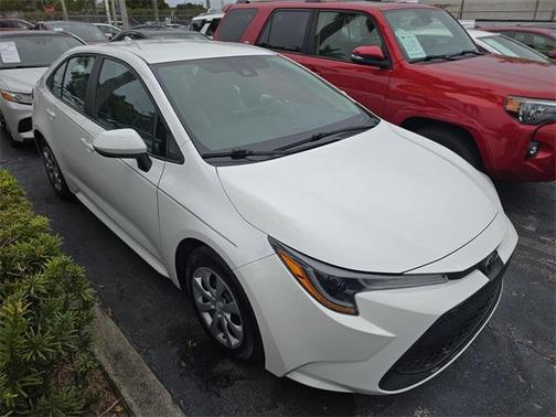 2022 Toyota Corolla LE