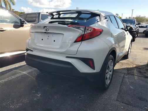 2020 Toyota C-HR LE