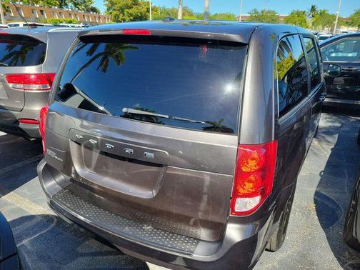 Granite Crystal Metallic Clearcoat 2015 Dodge Grand Caravan AVP/SE