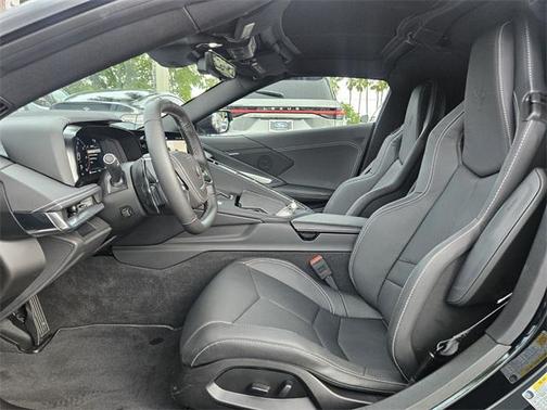 2025 Chevrolet Corvette Stingray w/1LT