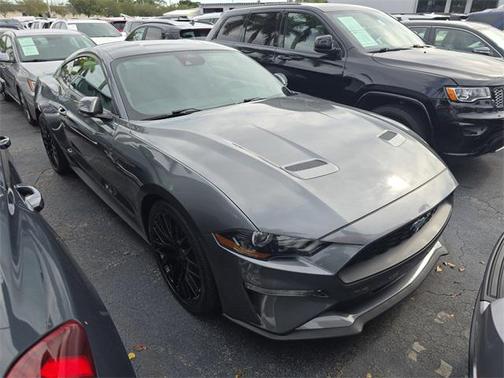 2022 Ford Mustang EcoBoost