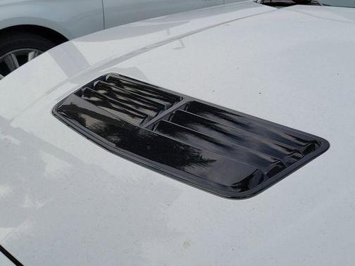 OXFORD WHITE 2024 Ford Mustang GT Premium