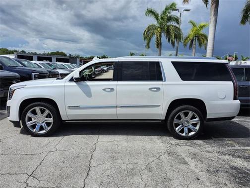 2016 Cadillac Escalade ESV Premium