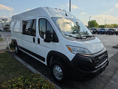 Bright White Clearcoat 2023 RAM ProMaster 2500 High Roof