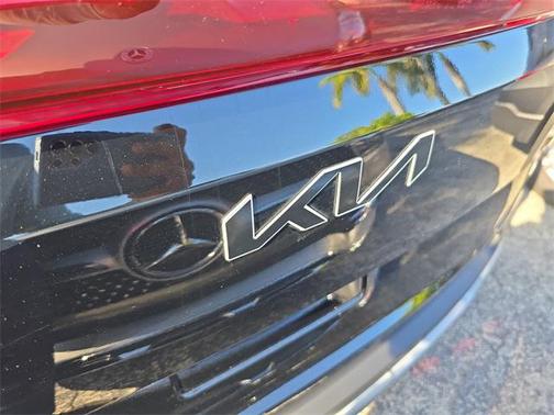 2025 Kia Carnival Hybrid LXS