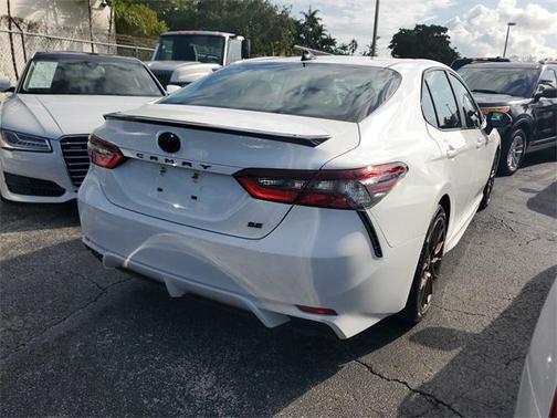 2023 Toyota Camry SE