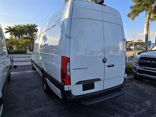2023 Mercedes-Benz Sprinter 2500 High Roof