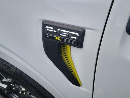 OXFORD WHITE 2024 Ford F-150 STX