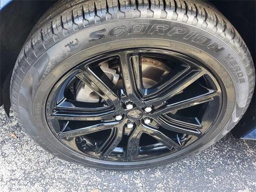 2021 Ford Edge ST Line