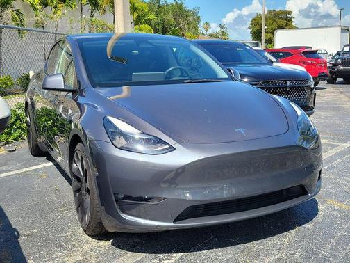 Midnight Silver Metallic 2023 Tesla Model Y Performance Dual Motor All-Wheel Drive