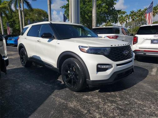 2023 Ford Explorer ST-Line
