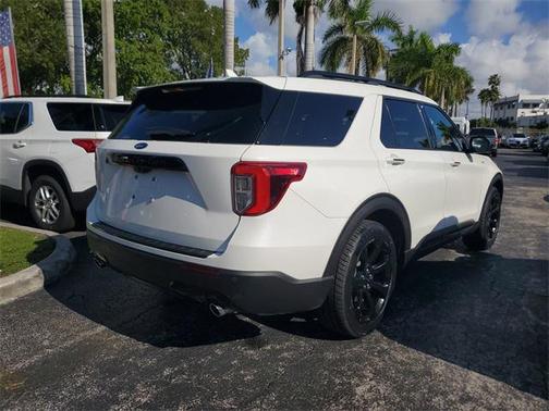 2023 Ford Explorer ST-Line