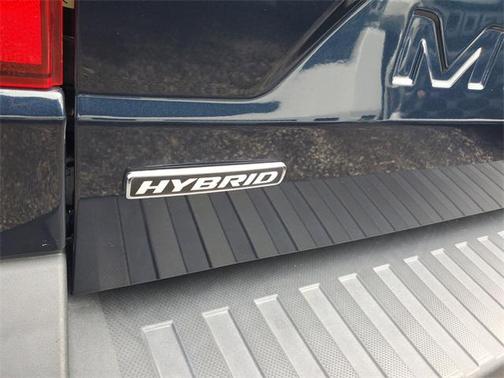 2022 Ford Maverick Lariat