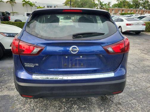 Caspian Blue Metallic 2019 Nissan Rogue Sport S