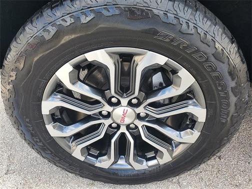 2023 GMC Canyon Denali