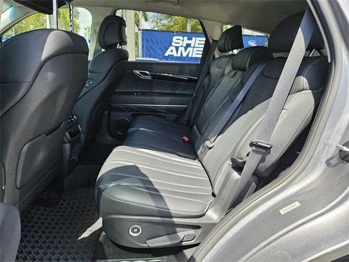 2022 Genesis GV80 2.5T