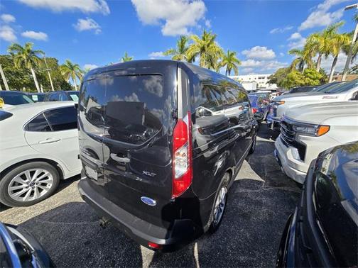 2022 Ford Transit Connect XLT