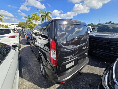 2022 Ford Transit Connect XLT