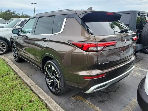 2022 Mitsubishi Outlander SEL 2.5 2WD