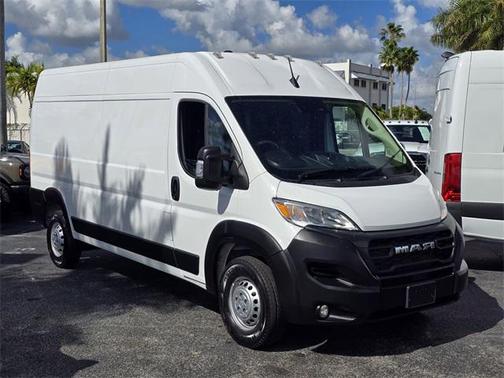 2024 RAM ProMaster 2500 Tradesman