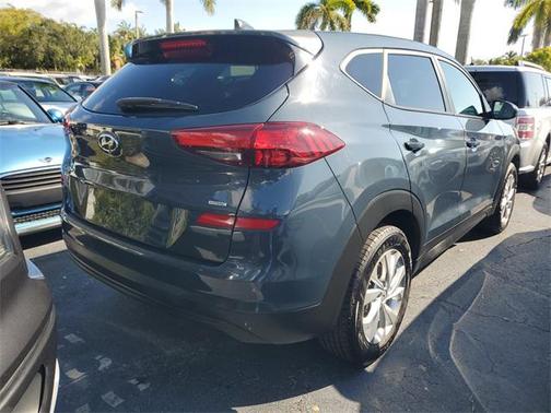 2020 Hyundai TUCSON SE