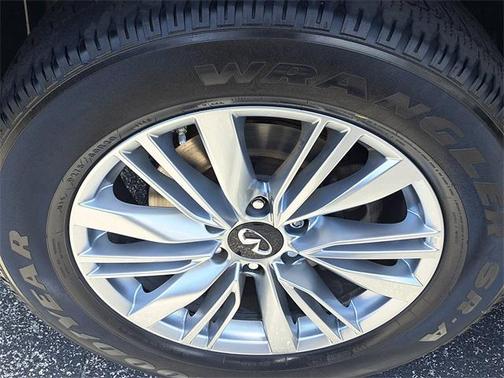 2020 INFINITI QX80 Luxe