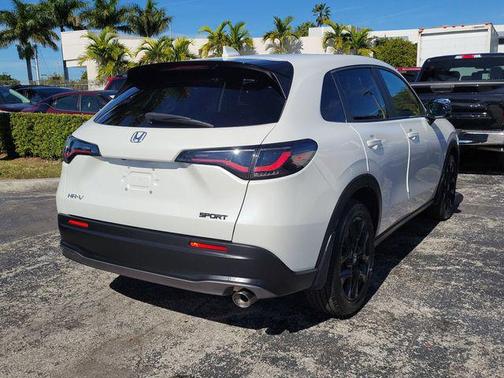2023 Honda HR-V 2WD Sport