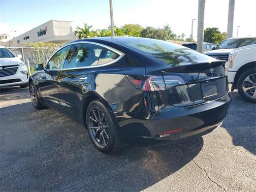 2019 Tesla Model 3 Mid Range