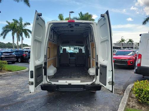 2021 Nissan NV Cargo NV2500 HD SV V6