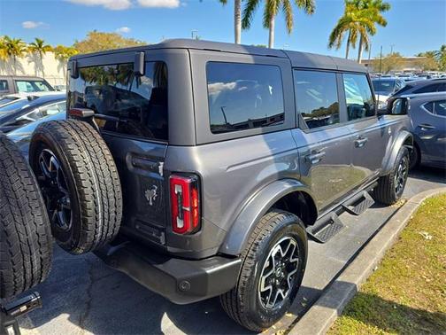 2023 Ford Bronco Outer Banks