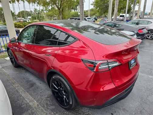 2024 Tesla Model Y Long Range Dual Motor All-Wheel Drive