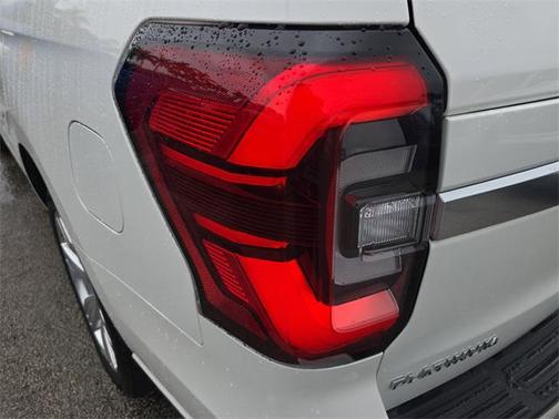 2024 Ford Expedition Platinum