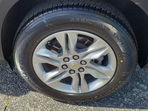 Silver Ice Metallic 2021 Chevrolet Blazer 1LT