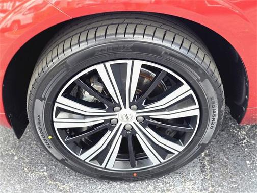 2022 Volvo XC60 B5 Inscription