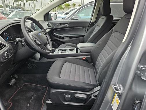 2023 Ford Edge SE