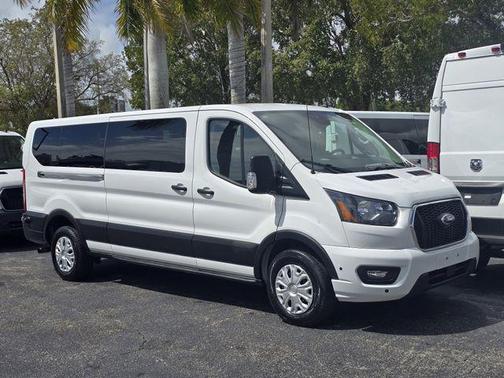 2024 Ford Transit-350 XLT
