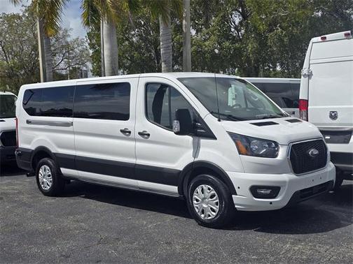 2024 Ford Transit-350 XLT