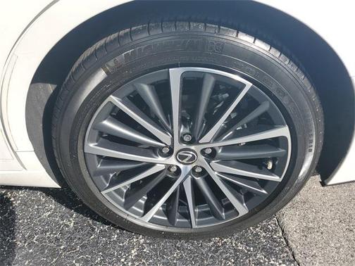 2025 Lexus ES 350 Base