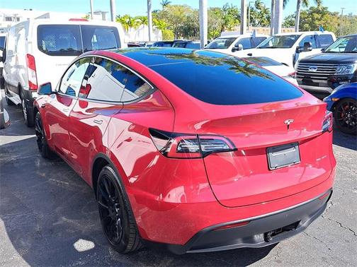 2022 Tesla Model Y Long Range Dual Motor All-Wheel Drive