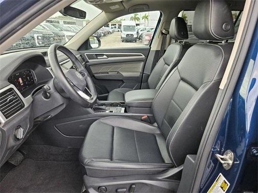 2023 Volkswagen Atlas 2.0T SE w/Technology