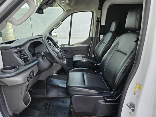 2022 Ford Transit-250 Base