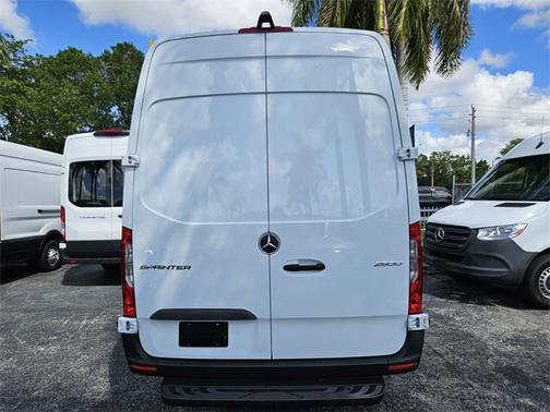 2023 Mercedes-Benz Sprinter 2500 High Roof