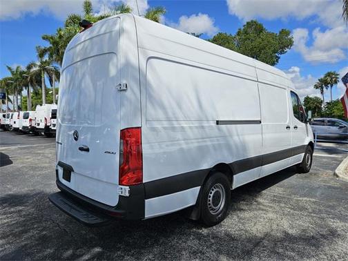 2023 Mercedes-Benz Sprinter 2500 High Roof