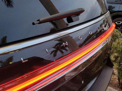 INFINITE BLACK MET CC 2024 Lincoln Navigator Premiere