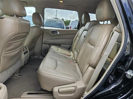 2013 Nissan Pathfinder SL