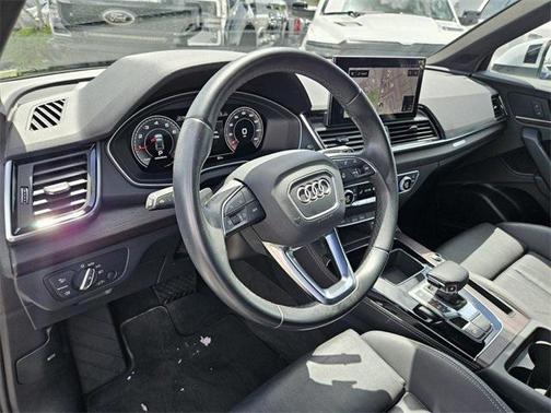 2023 Audi Q5 45 S line Premium Plus