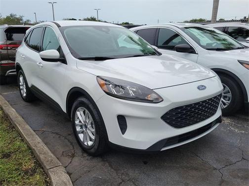2021 Ford Escape SE