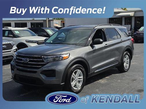 CARBONIZED GRAY METALLIC 2024 Ford Explorer XLT