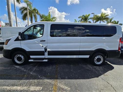 2024 Ford Transit-350 XL