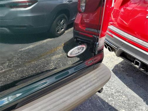 2004 Ford Excursion Eddie Bauer